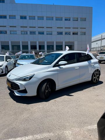 אם ג'י MG3