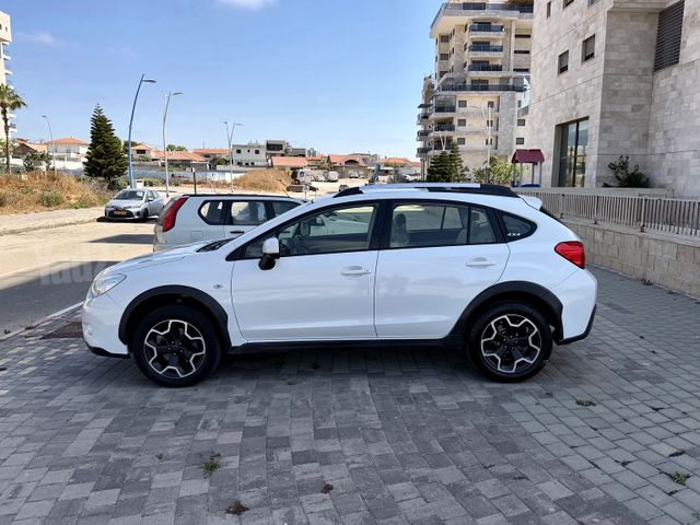 סובארו XV