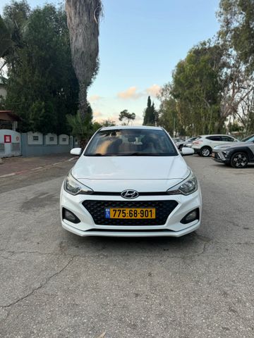 מודעת רכב יונדאי i20
