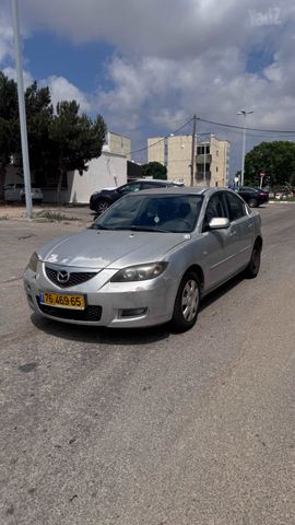 מאזדה 3