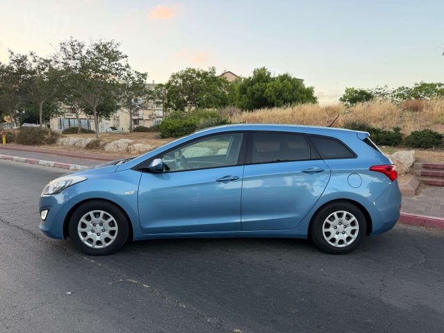 יונדאי i30