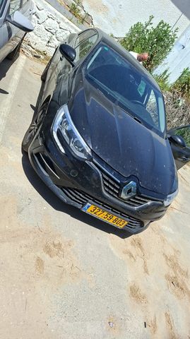 רנו מגאן