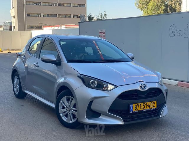 יאריס Style היברידי אוט׳ 1.5 (92 כ״ס) [2020-2026]