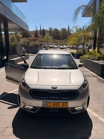 קיה נירו