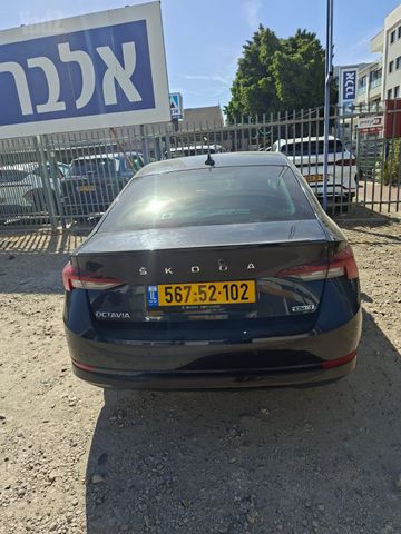 סקודה אוקטביה