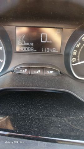 פיג'ו 208