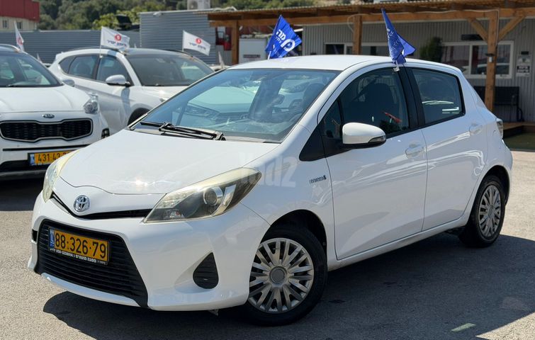 מודעת רכב טויוטה יאריס