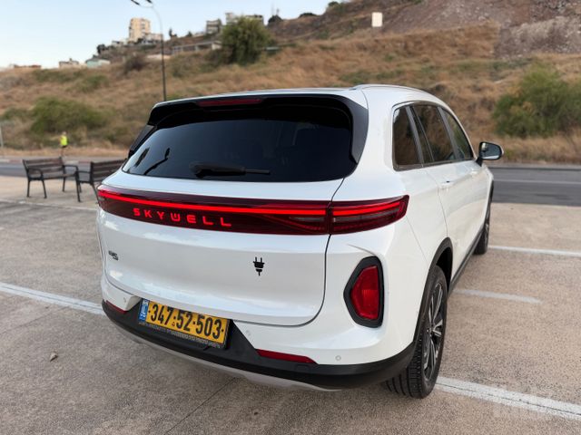 סקייוול ET5