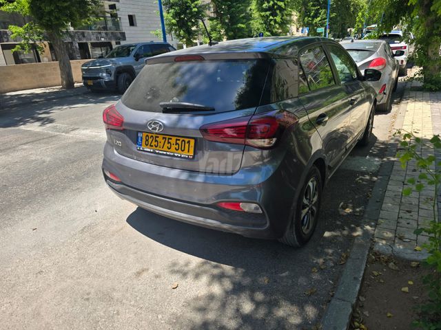 יונדאי i20