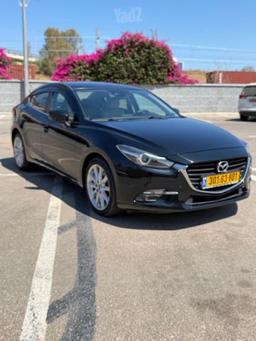 מודעת רכב מאזדה 3