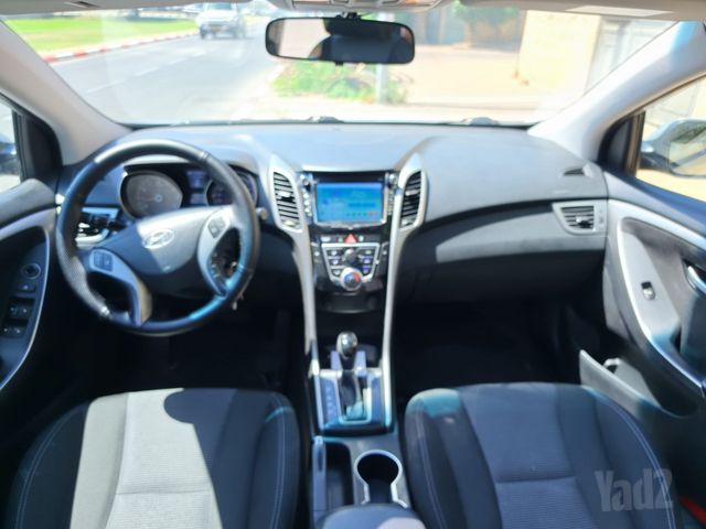 יונדאי i30