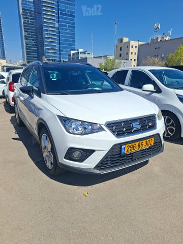 סיאט ארונה