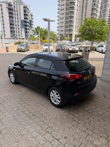 יונדאי i20