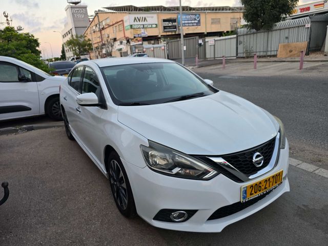 ניסאן סנטרה