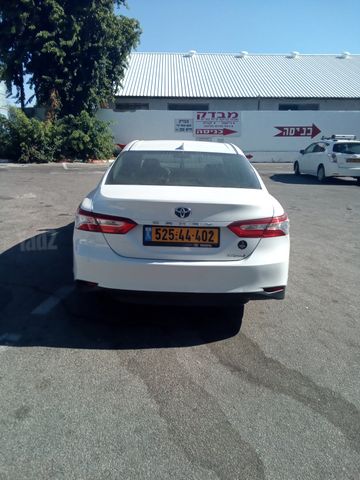 טויוטה קאמרי