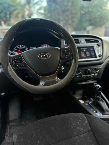 יונדאי i20