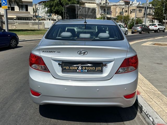 יונדאי אקסנט i25