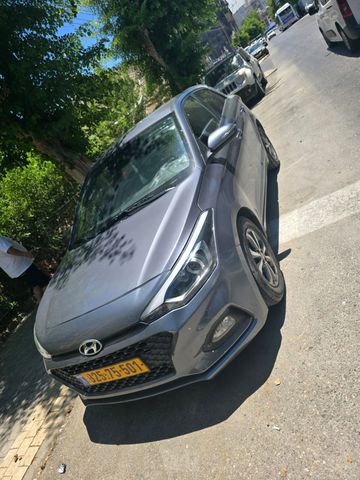 יונדאי i20