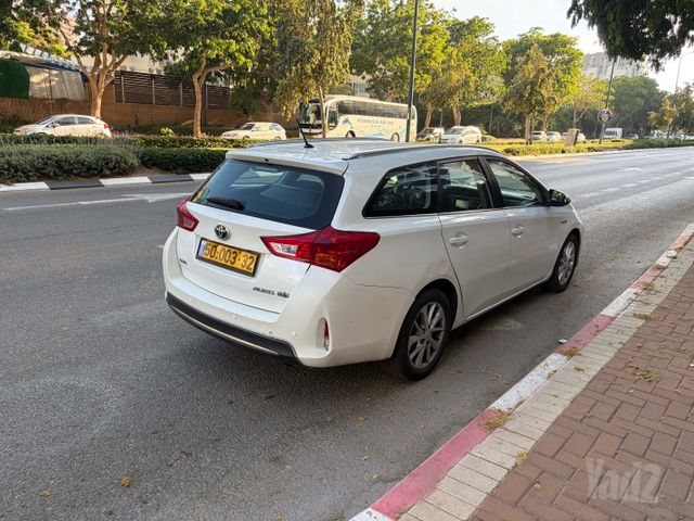 טויוטה אוריס