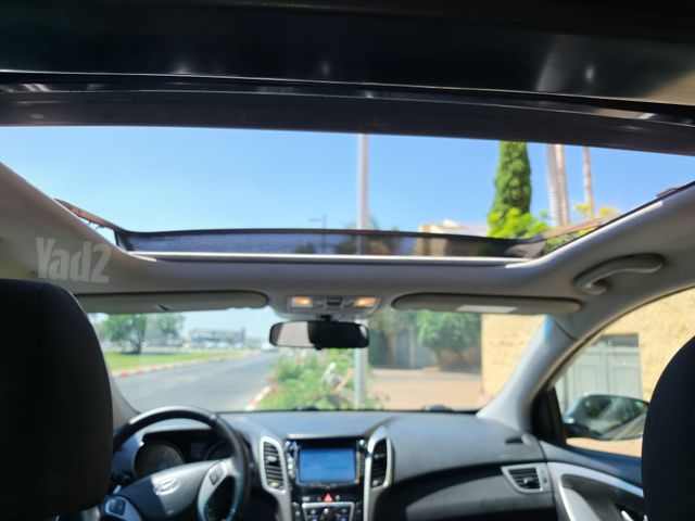 יונדאי i30