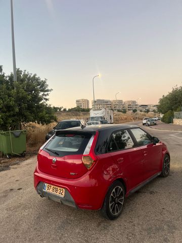 אם ג'י MG3