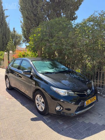 מודעת רכב טויוטה אוריס