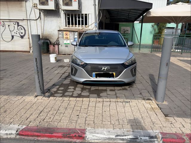 יונדאי איוניק