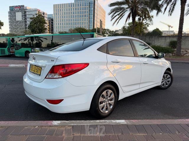 יונדאי אקסנט i25