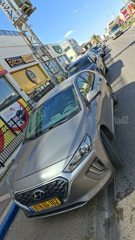 מודעת רכב יונדאי איוניק