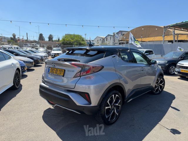 טויוטה C-HR