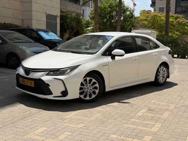 מודעת רכב טויוטה קורולה