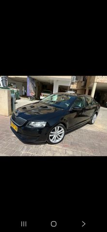 סקודה אוקטביה