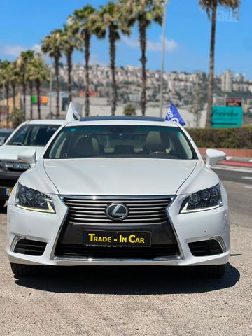 מודעת רכב לקסוס LS