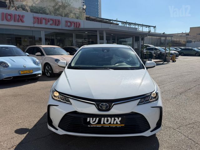 טויוטה קורולה