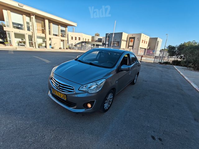מיצובישי אטראז'