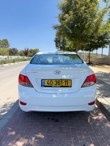 יונדאי אקסנט i25