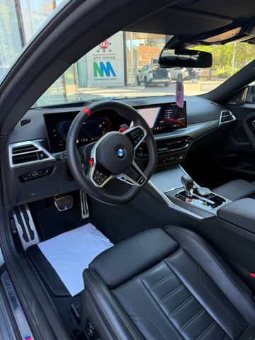 ב מ וו M2