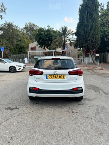 יונדאי i20