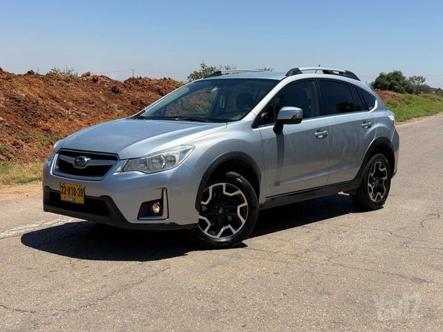 מודעת רכב סובארו XV