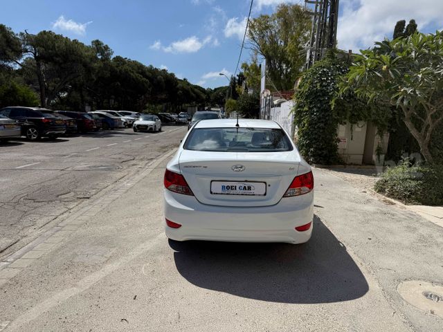 יונדאי אקסנט i25
