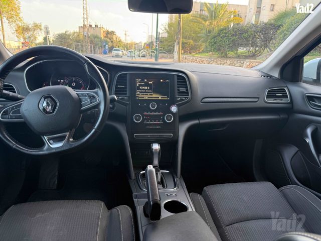 רנו מגאן