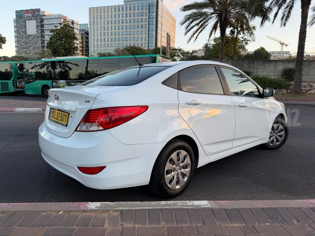 יונדאי אקסנט i25