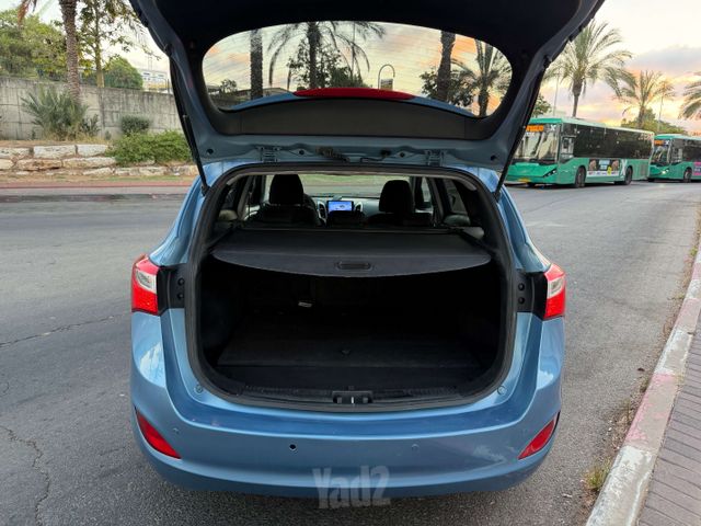 יונדאי i30