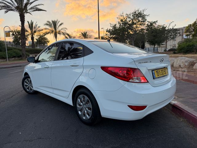 יונדאי אקסנט i25