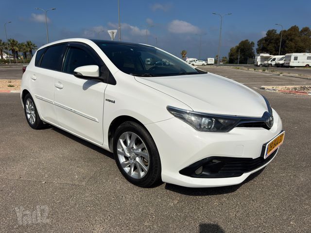 מודעת רכב טויוטה אוריס