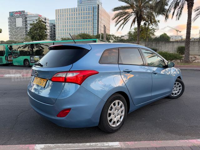 יונדאי i30