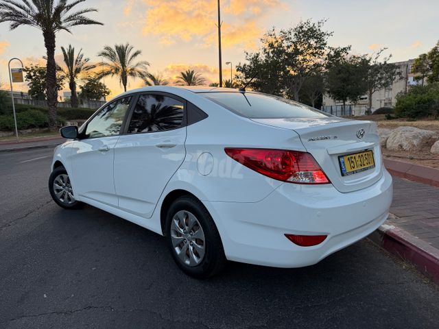 יונדאי אקסנט i25