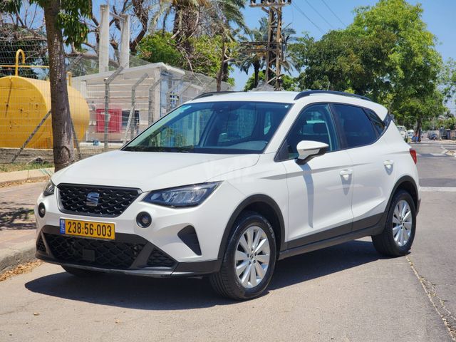 סיאט ארונה