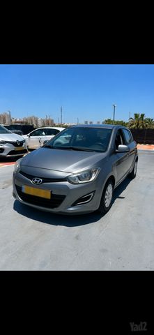 מודעת רכב יונדאי i20