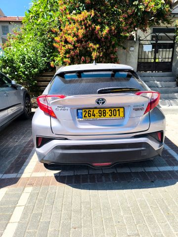 טויוטה C-HR